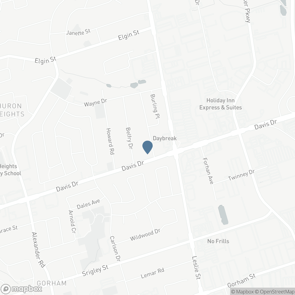 22 HAMILTON DRIVE, Newmarket, Ontario L3Y 3E8